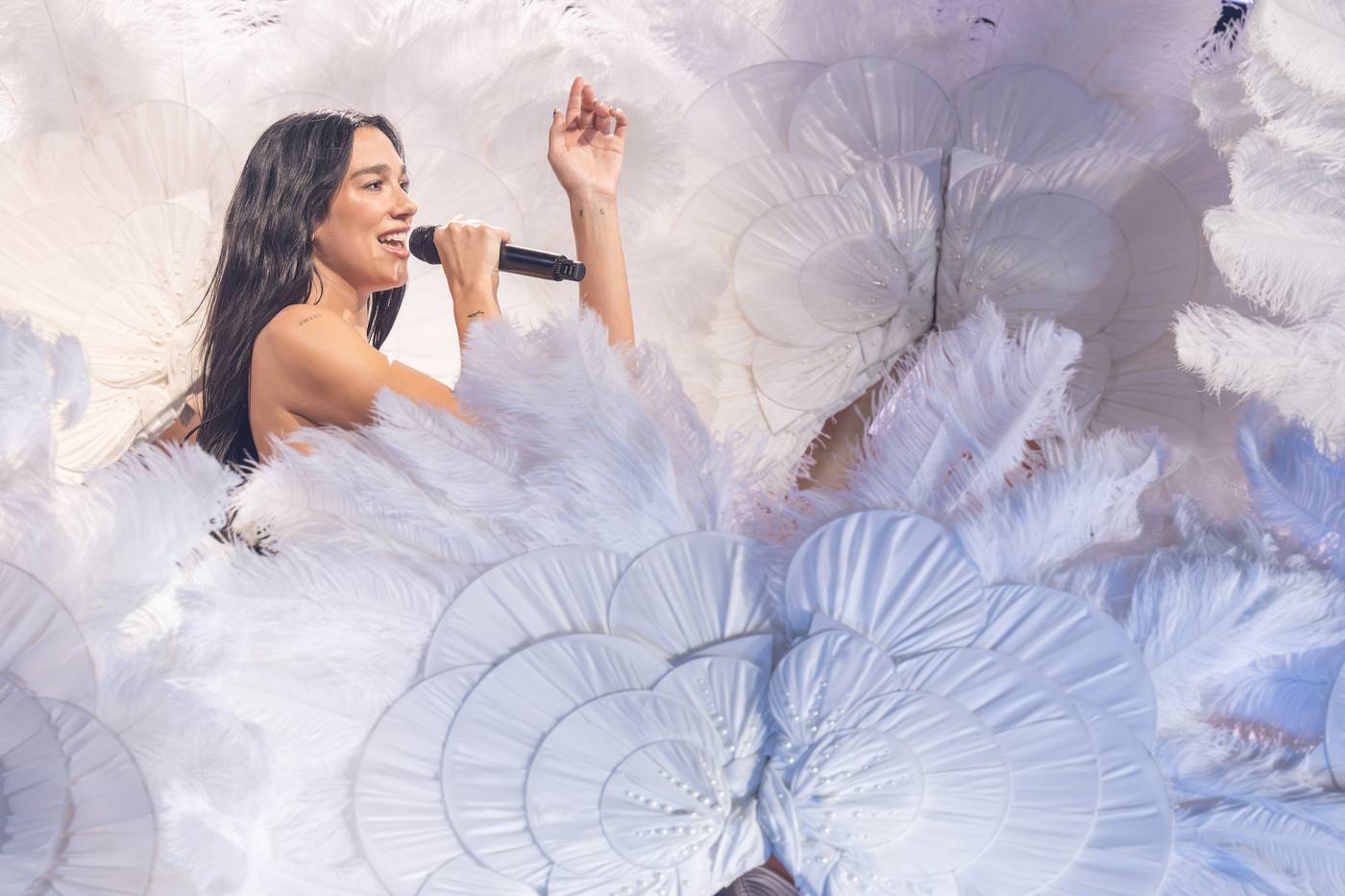 Dua Lipa Delivers Electrifying Performance at Toronto's Scotiabank